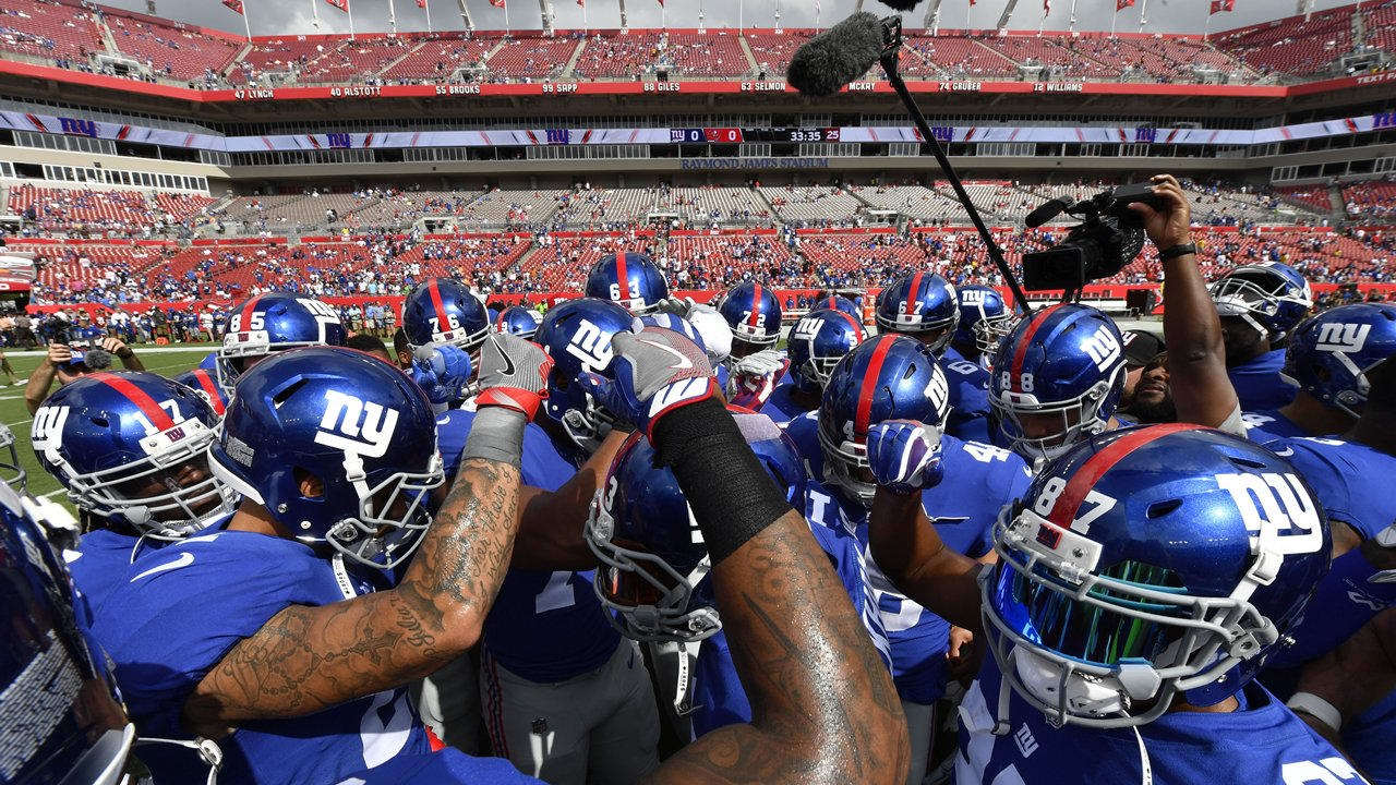 Photos Giants Vs Bucs Pregame Warmups