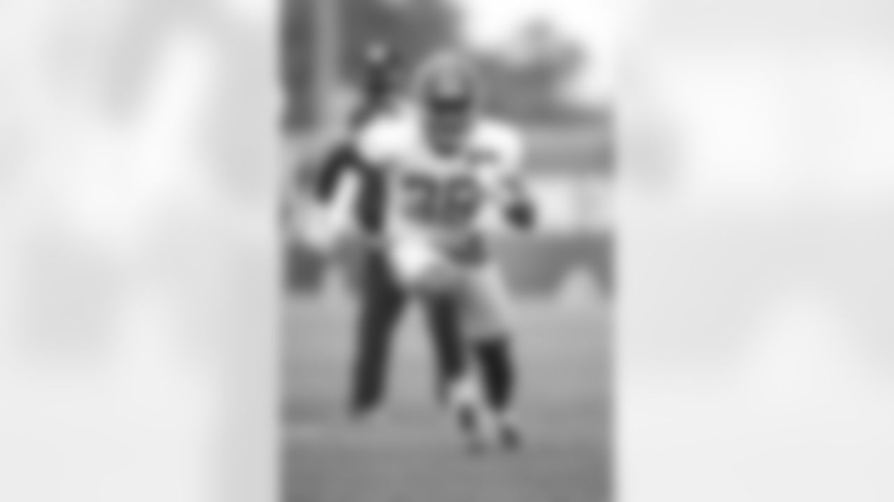LB TJ Brunson.