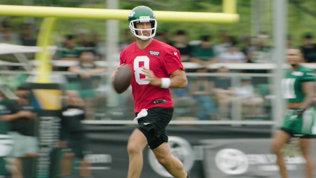 Aaron Rodgers To Breece Hall On A Scramble Drill At Training Camp