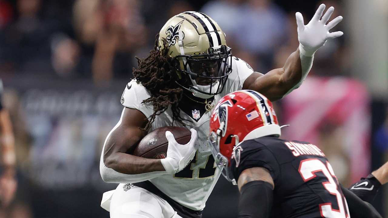 Alvin Kamara S Best Plays From Yard Game Vs Falcons Week