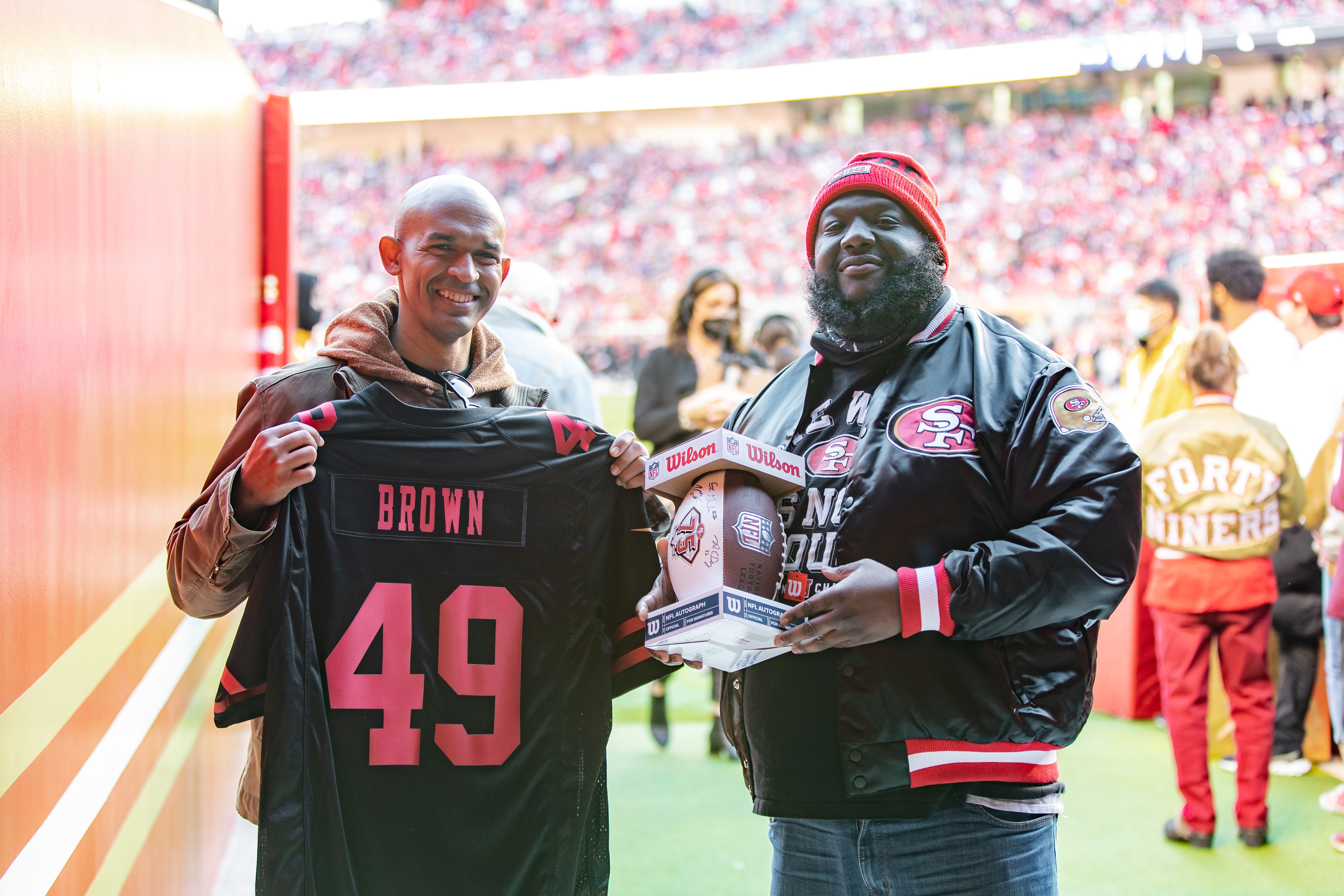 Three generations of faithful. So proud to be a fan. : r/49ers