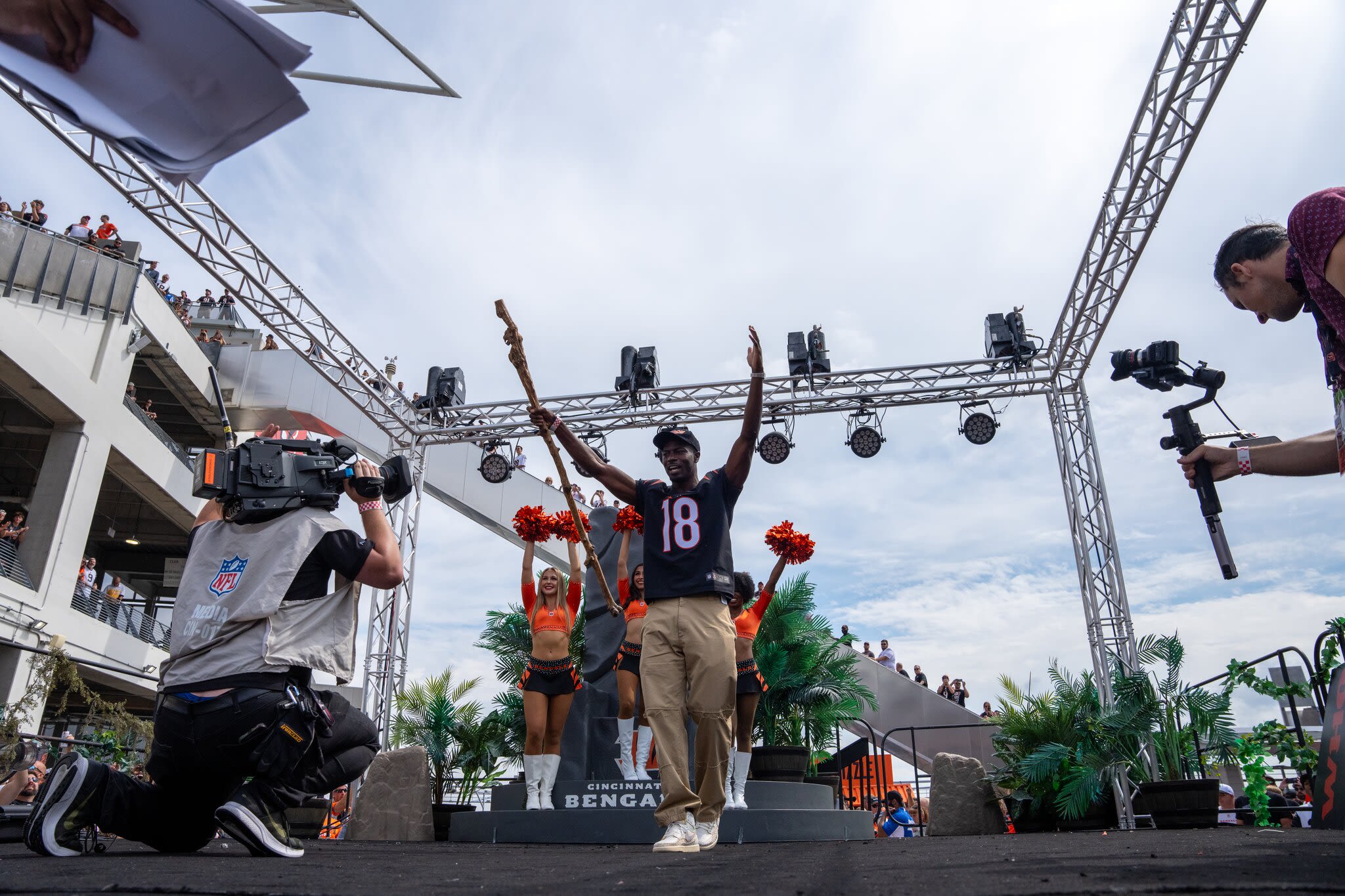 A.J. Green Completes NFL Life Cycle And Returns To Bengals As Legend And  Ruler Of The Jungle