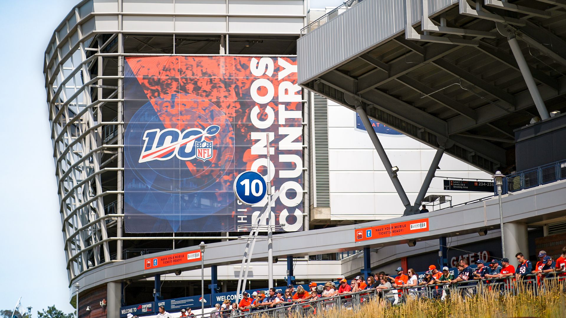 Denver Broncos | Parking & Transportation