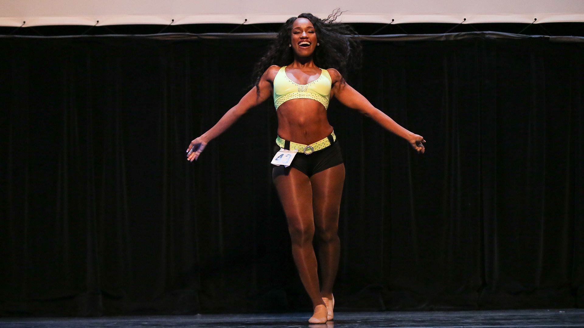 Aspiring NFL Cheerleaders Flock To Virtual Auditions