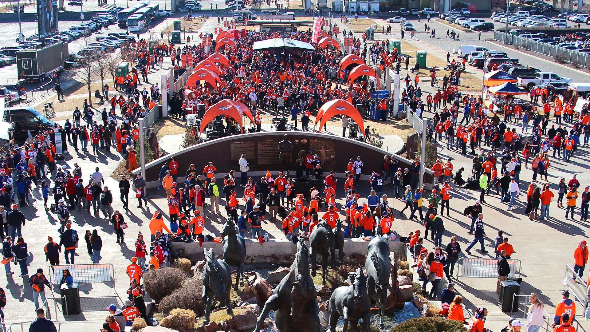 NFL Denver Broncos Gameday Tumble Tower