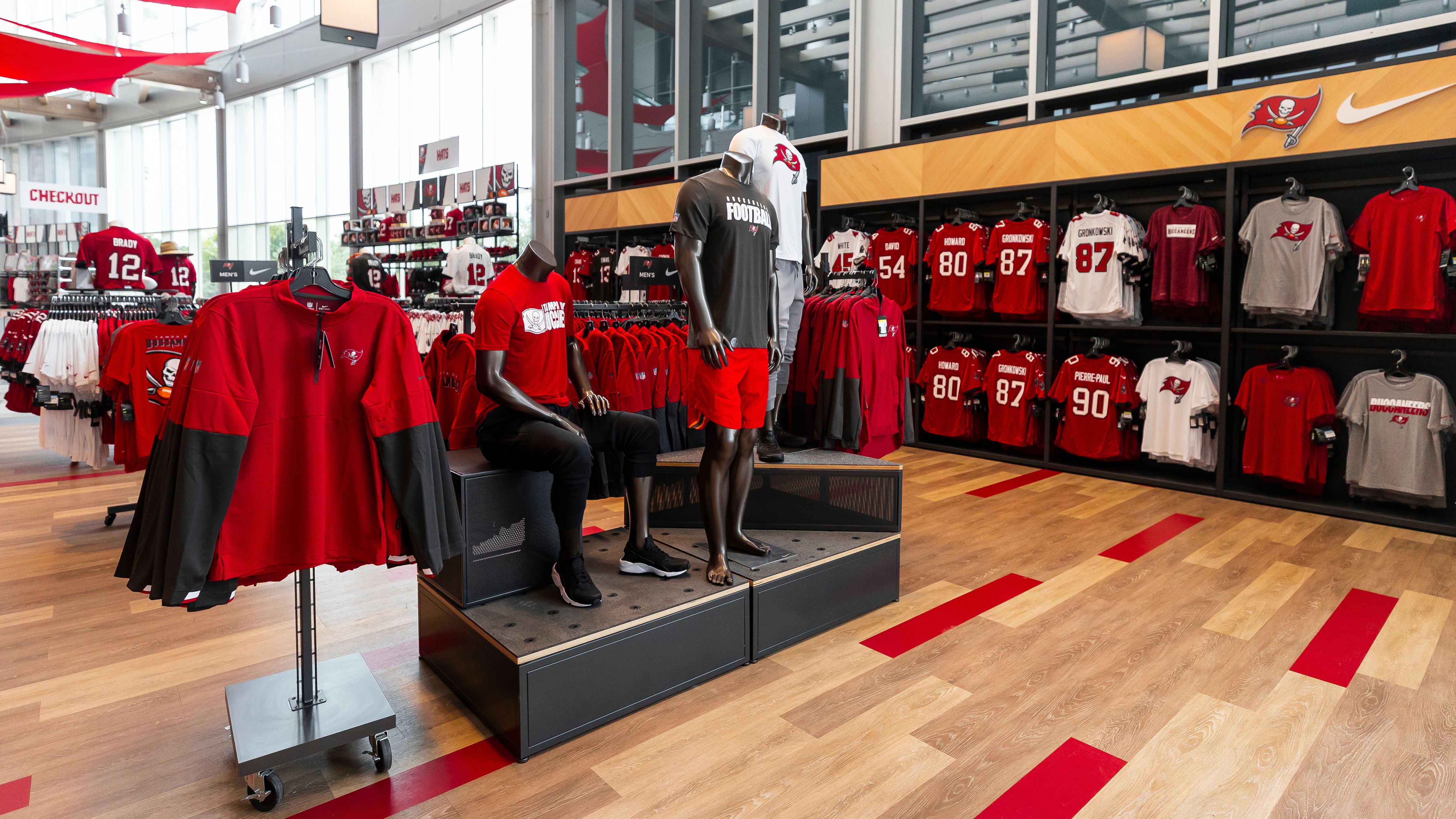 tampa bay bucs team store