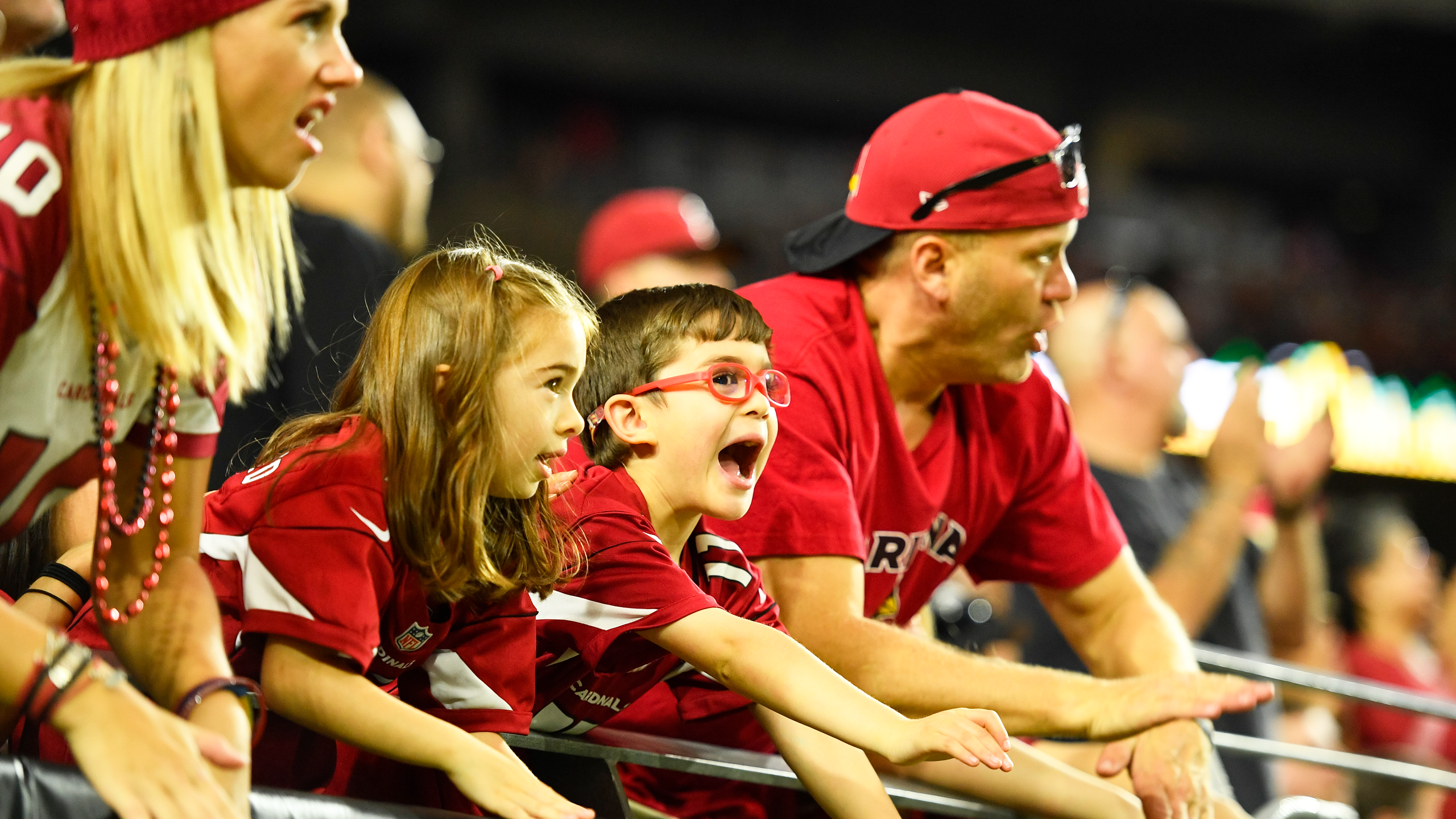 Arizona Cardinals, BetMGM focusing on the experience for growing number of  female fans