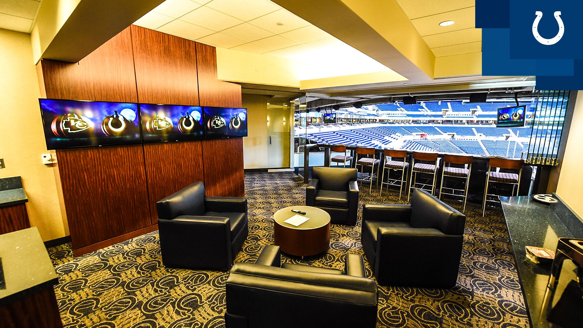 caesars sportsbook lounge lucas oil