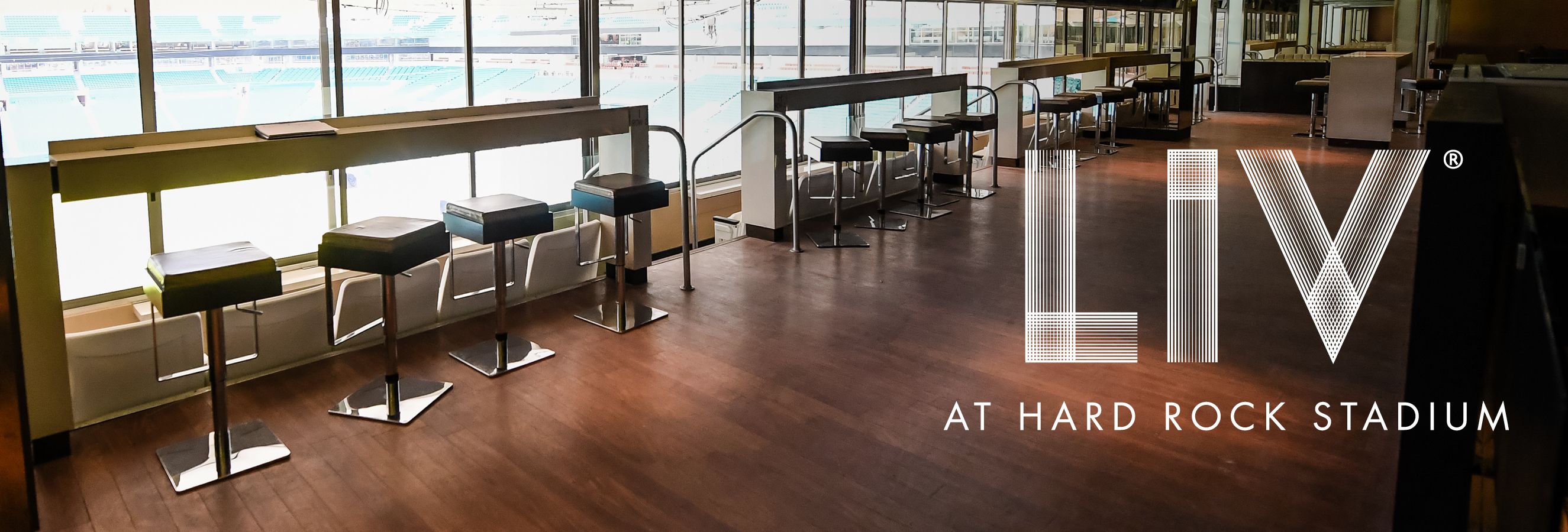 Graphic: Header - LIV