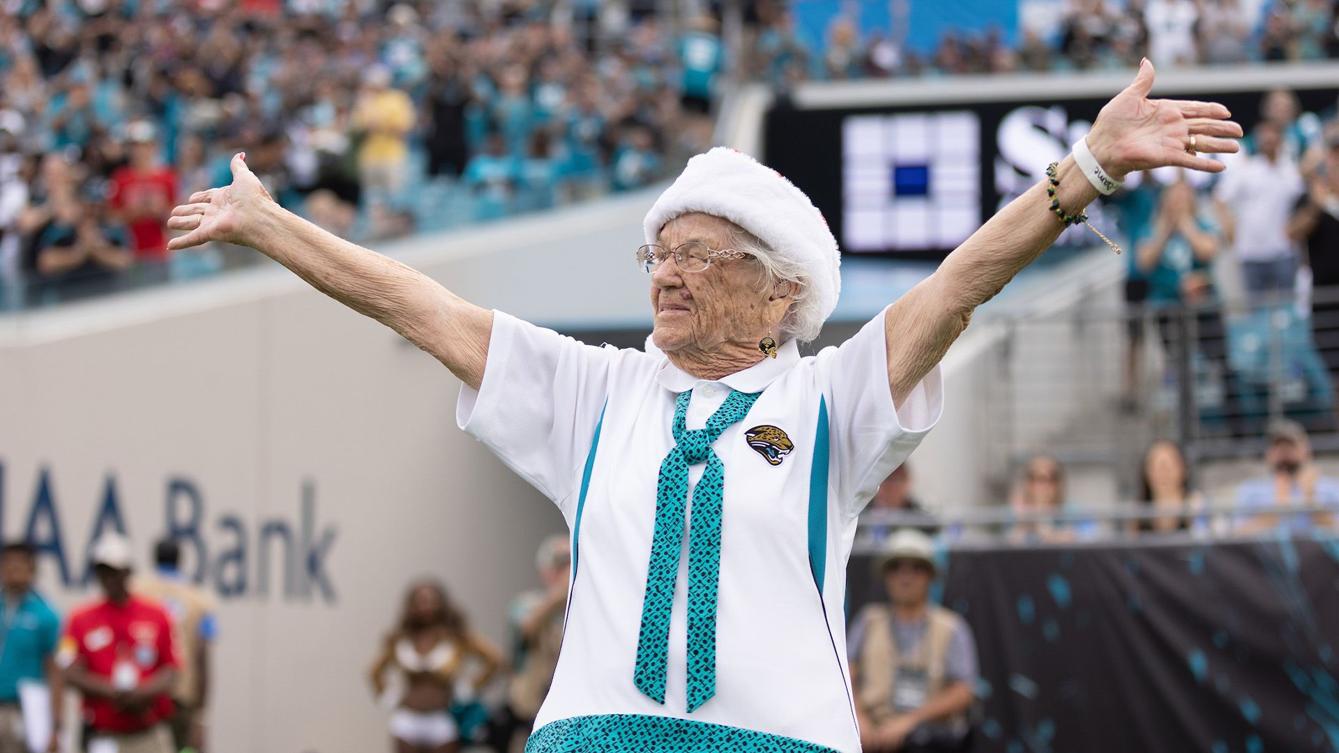 Jaguars honor service members during game against Falcons