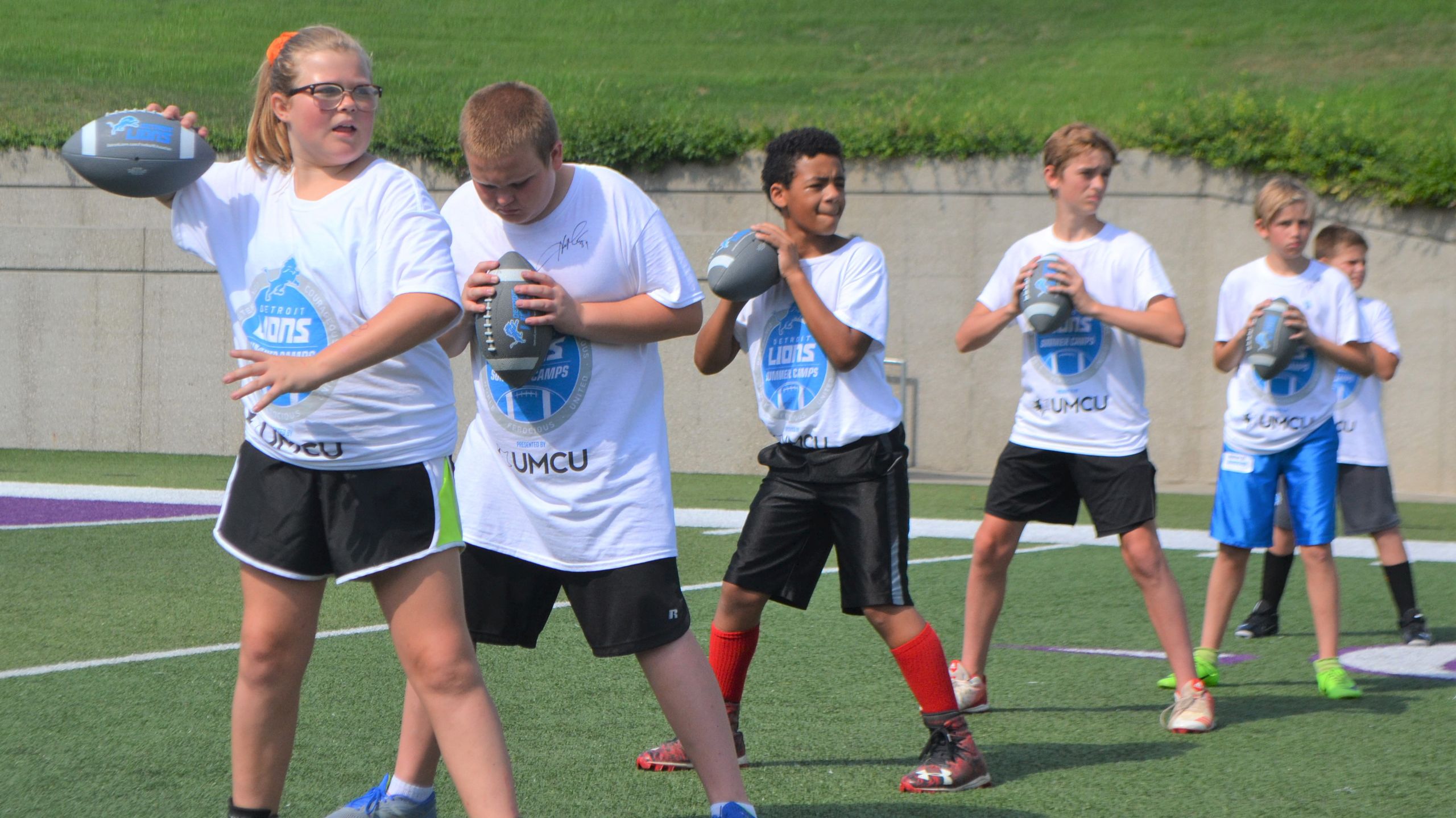 Detroit Lions Football Education - Fundamentals Camps