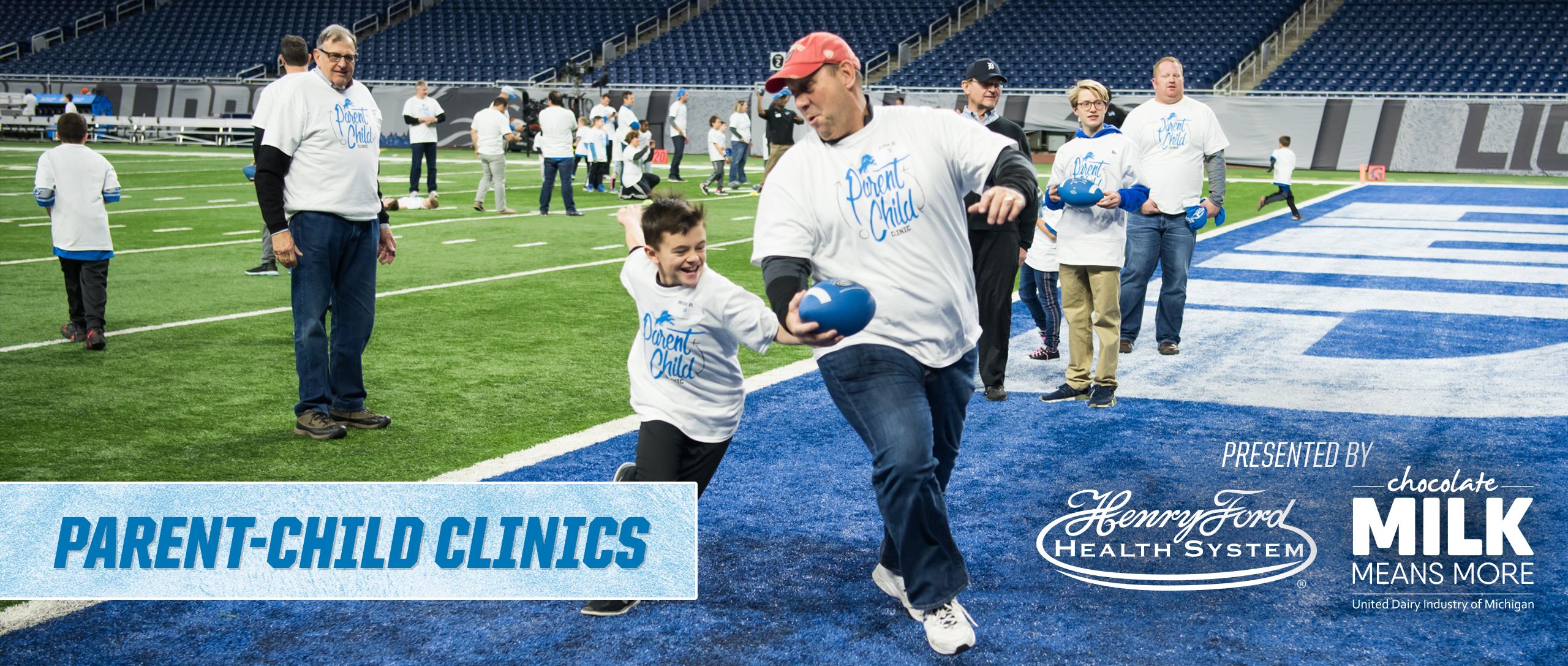 Arizona Cardinals defensive tackle Roy Lopez pauses on the sideline during the second half of an NFL football game against the Chicago Bears Sunday, Nov. 3, 2024, in Glendale, Ariz. The Cardinals won 29-9. (AP Photo/Ross D. Franklin)