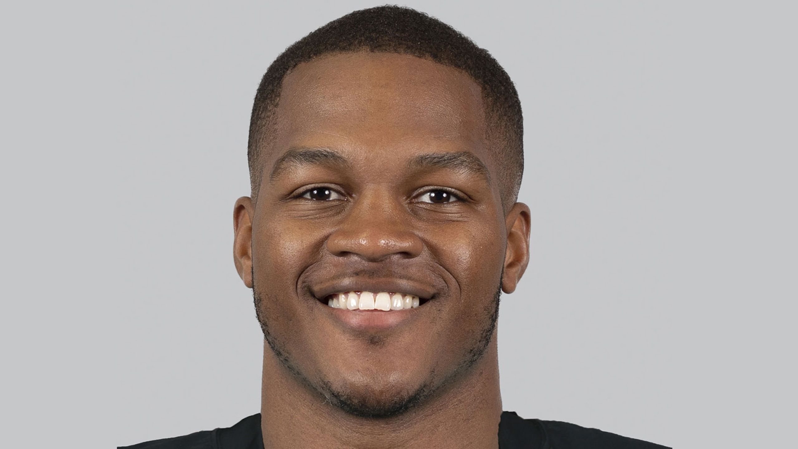 Raiders acquire LB Raekwon McMillan in trade with Dolphins