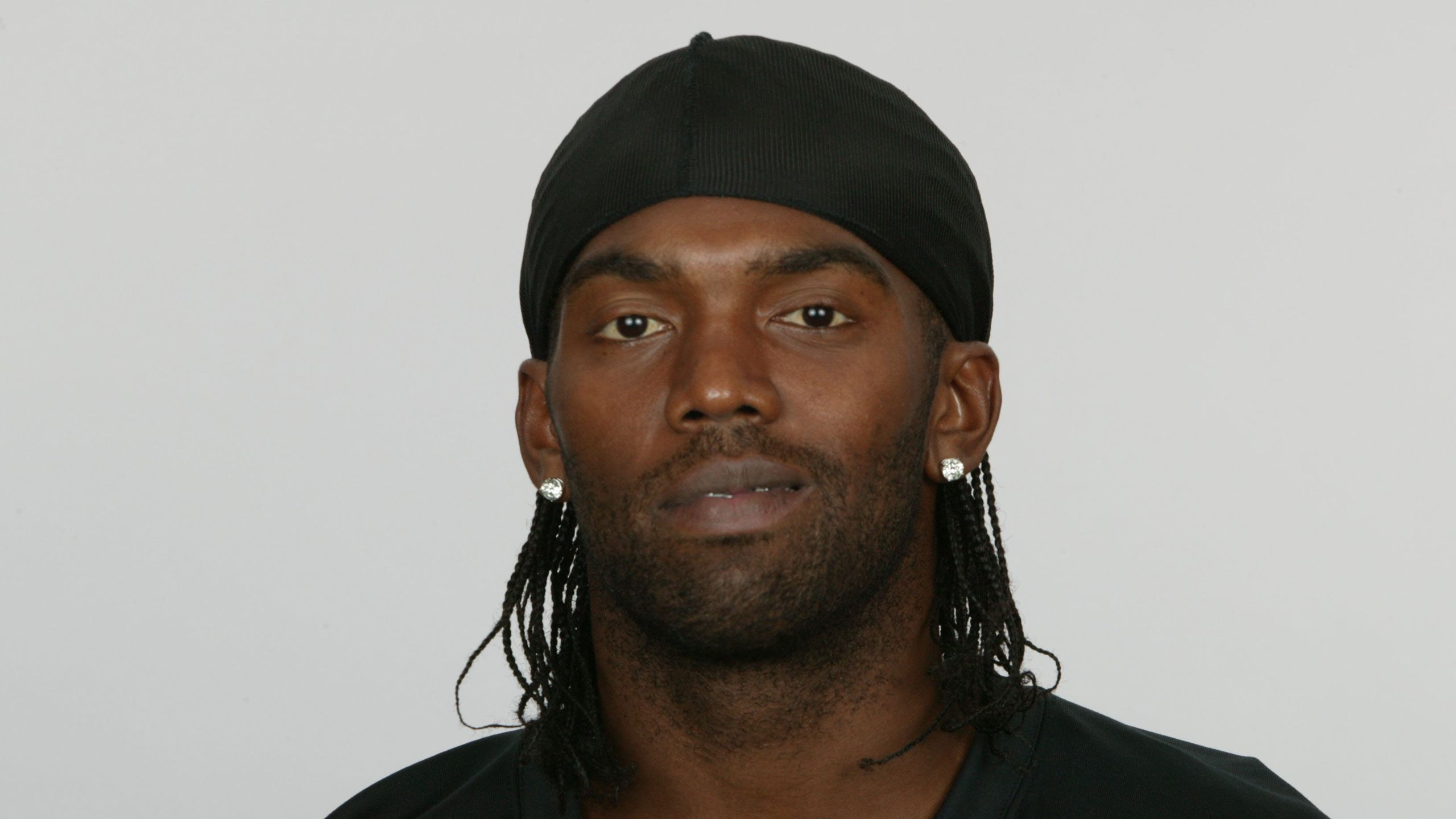 18 Oakland Raiders Introduce Randy Moss Photos & High Res Pictures