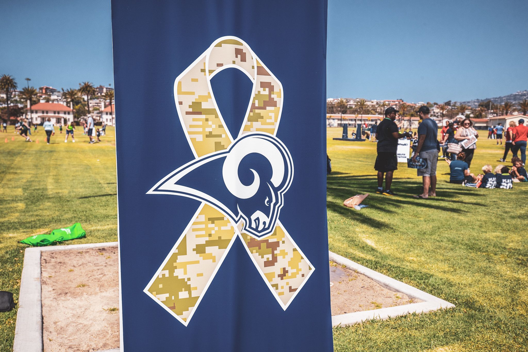 salute to service los angeles rams