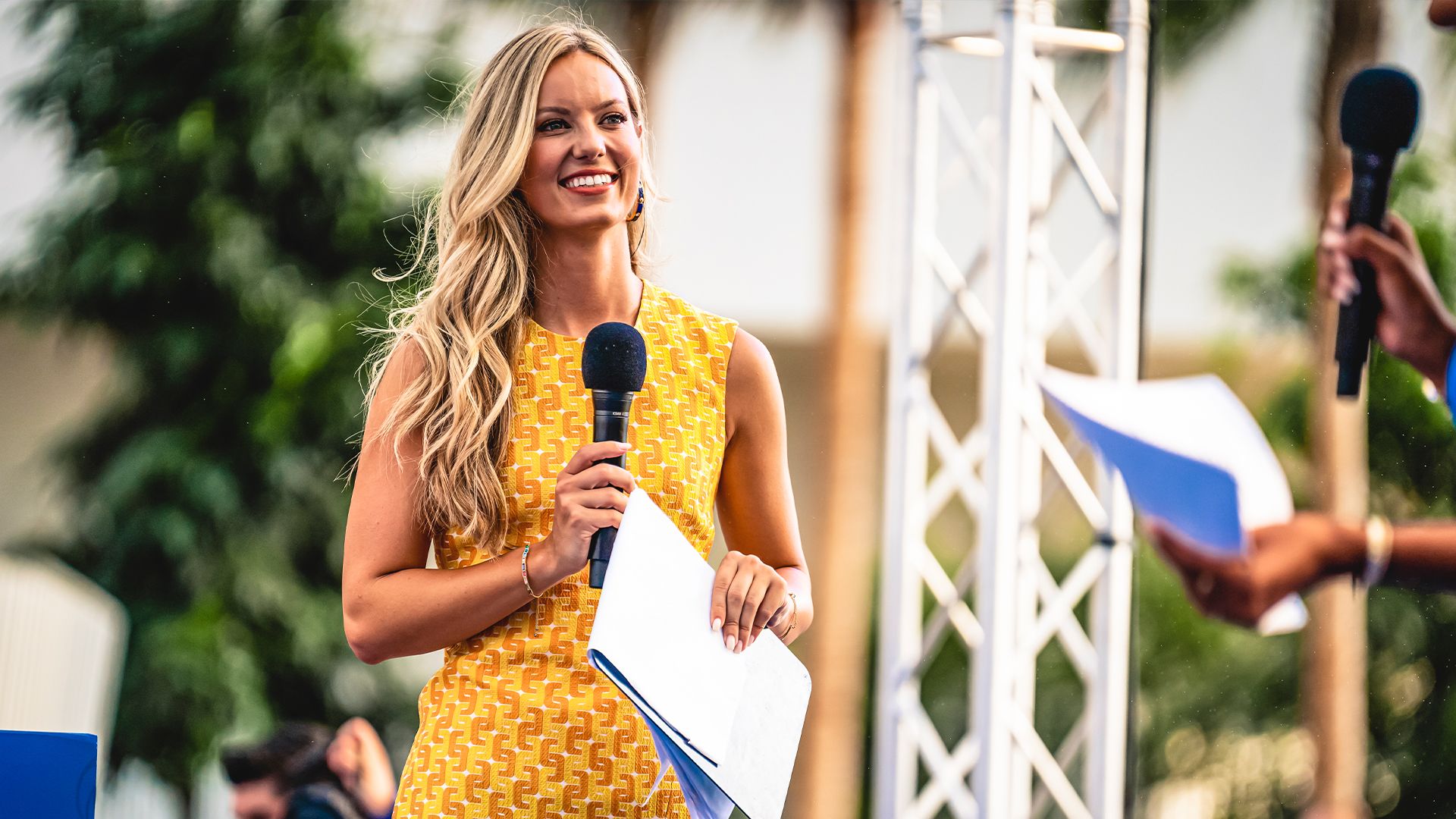 Los Angeles Rams NFL Game day Outfit