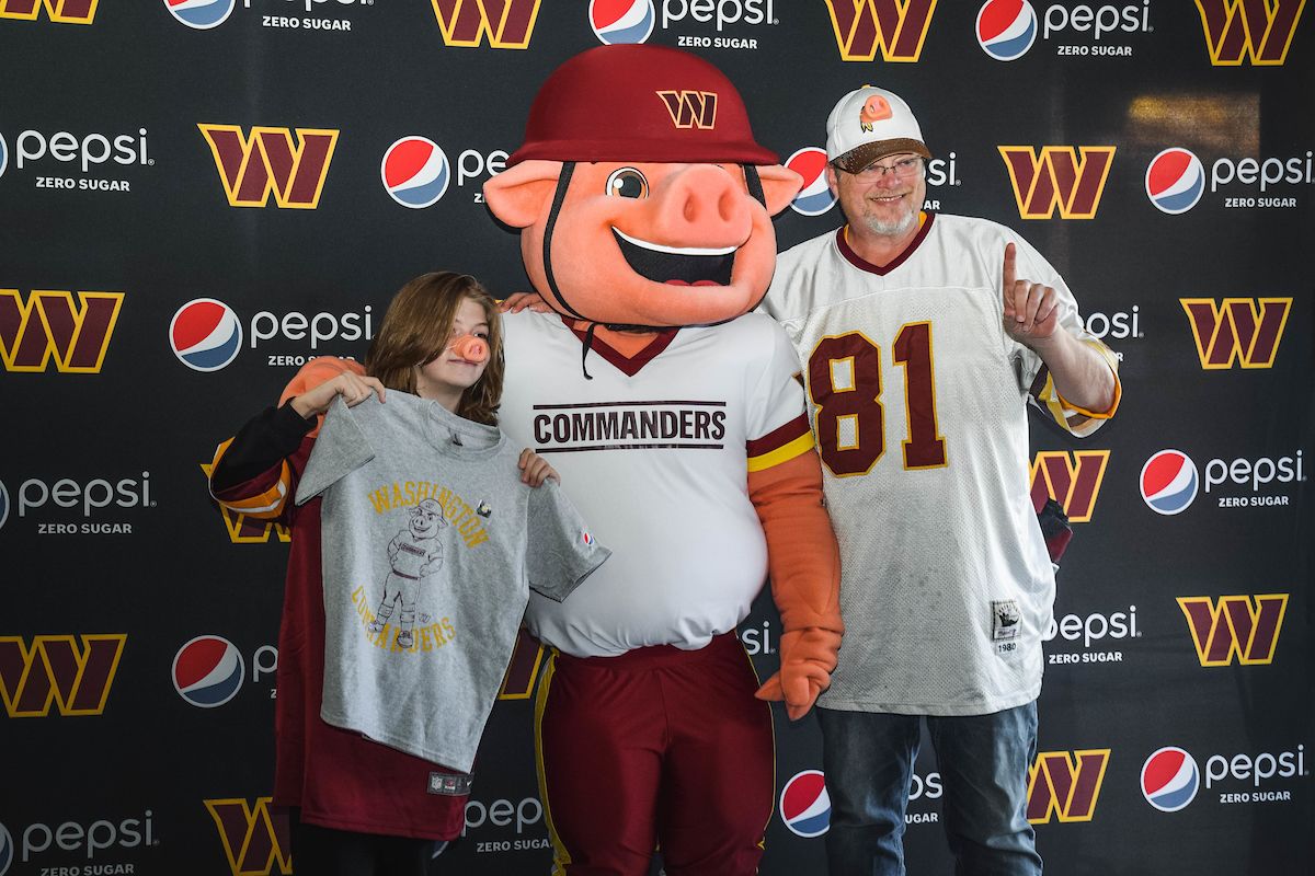 Bring Major Tuddy To Your Next Event