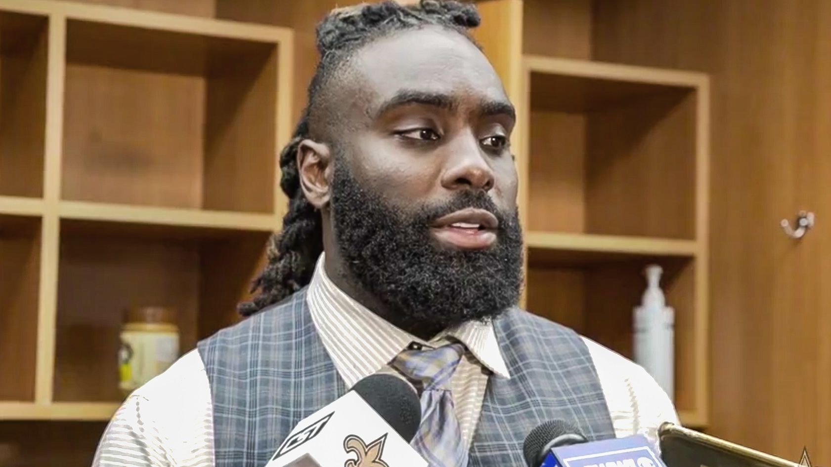 Demario-Davis-New-Orleans-Sainnts-Media-Page-1920x1080