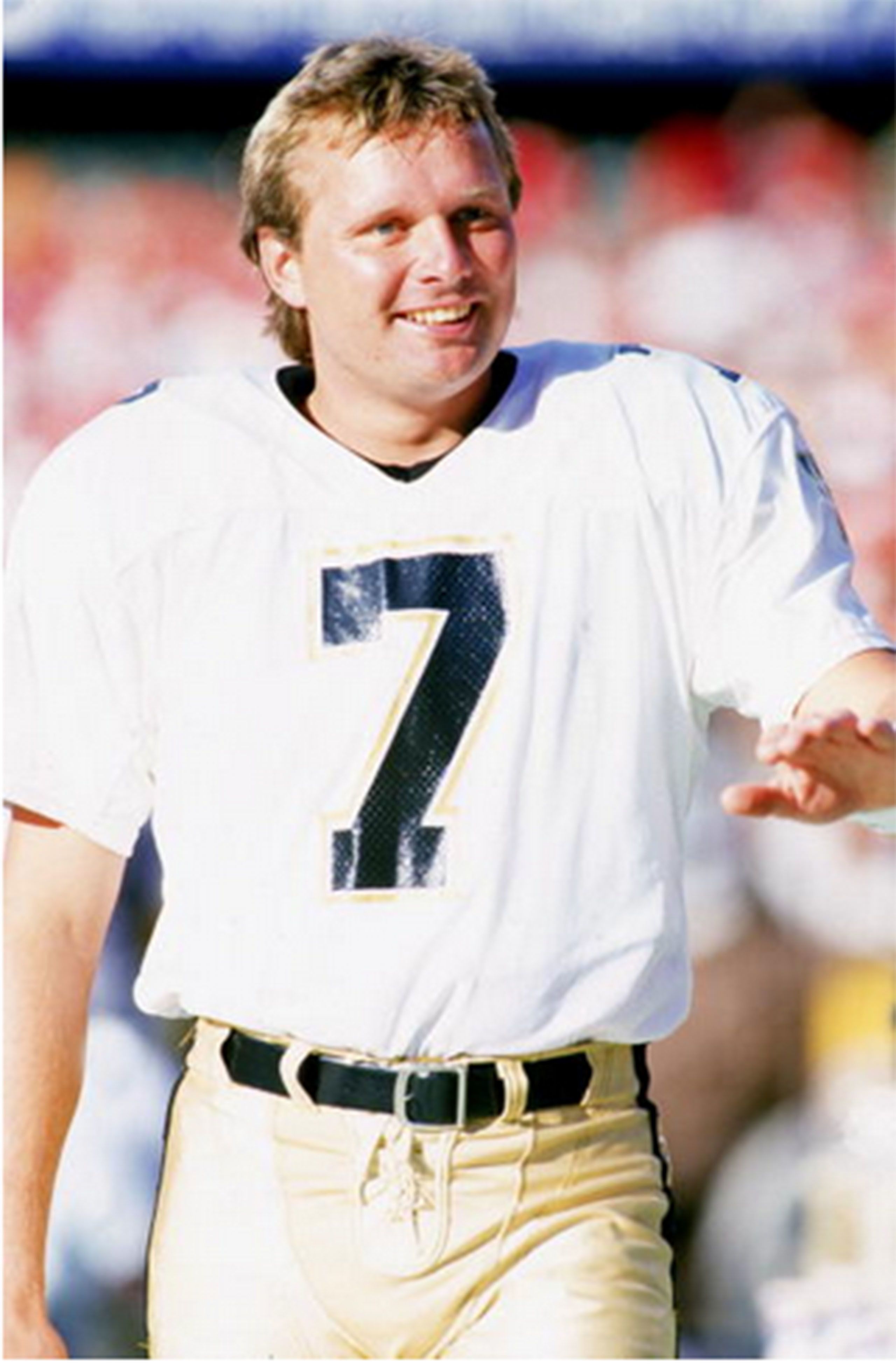 Former New Orleans Saints placekicker Morten Andersen, left is