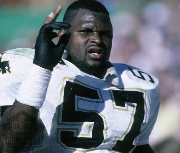 Rickey Jackson of the New Orleans Saints looks on against the San News  Photo - Getty Images