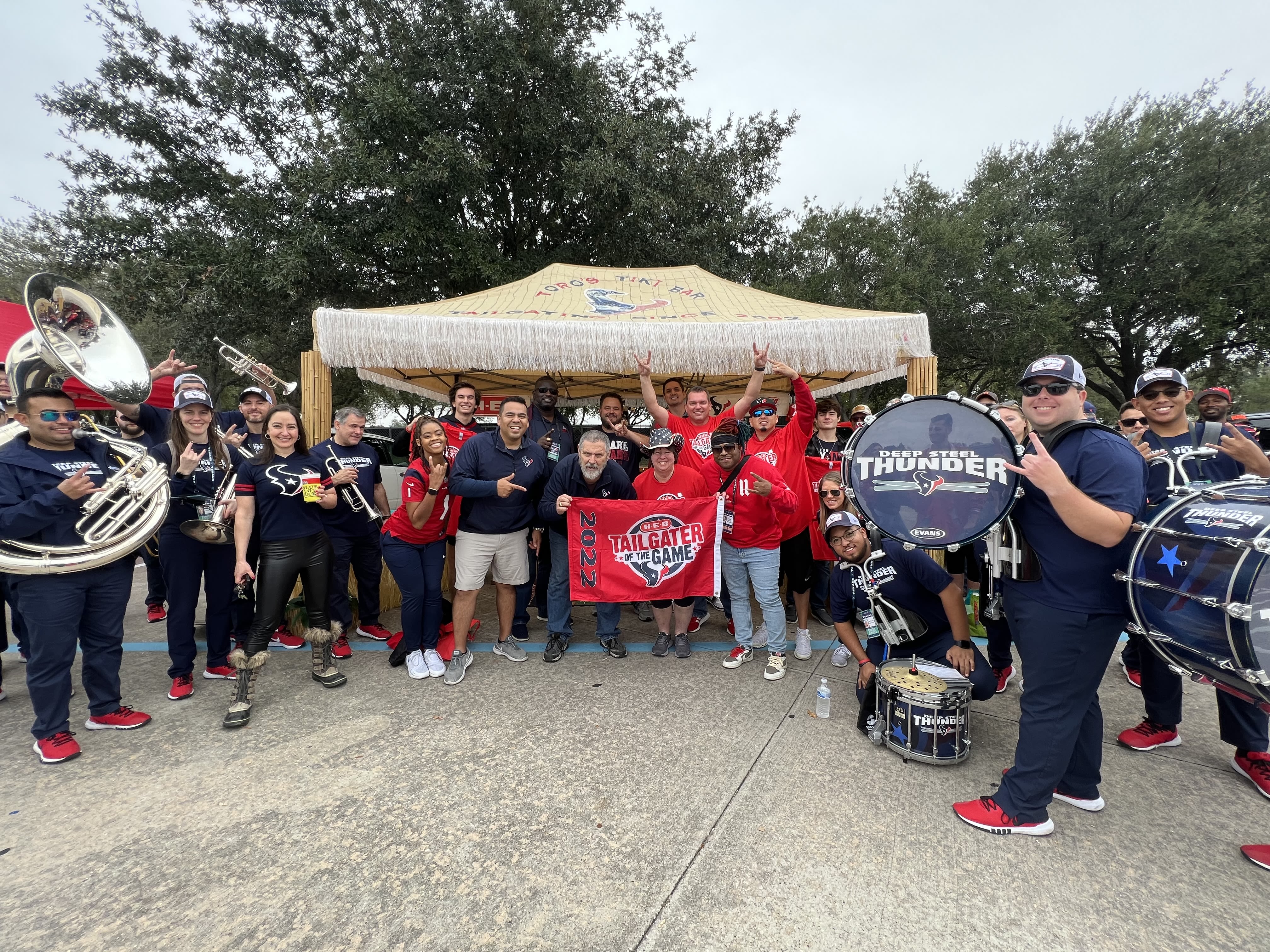 Houston Texans - The H-E-B Tailgater of the Game is 'Bulls on Party  Tailgaters' in the Maroon Lot! Let's go Texans! Tailgate Photos: