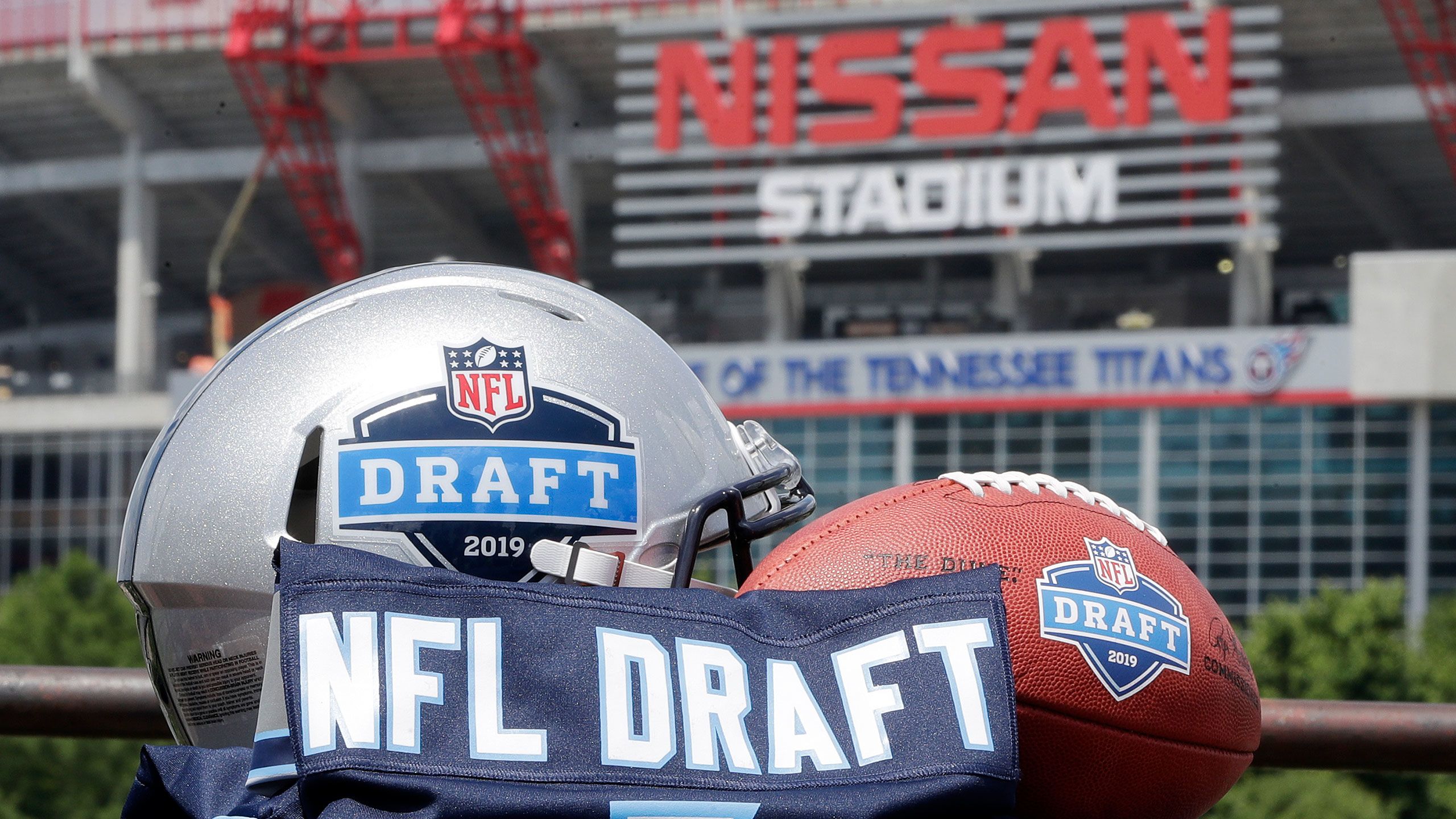 NFL inviting prospects to virtual draft