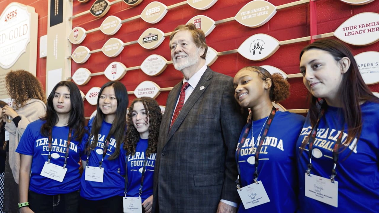 Arik Armstead Welcomes Girl's Inc. for a Lesson on STEAM Careers