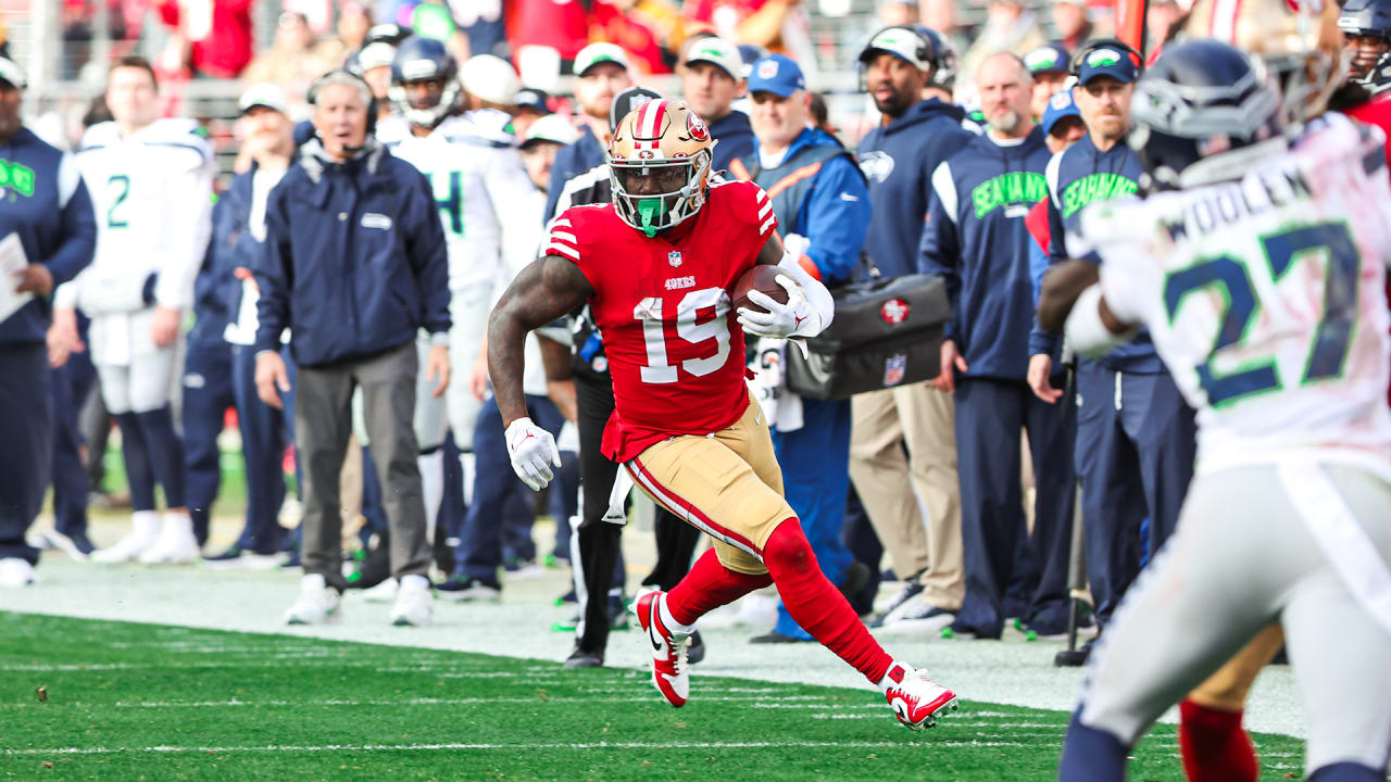 49ers' Deebo Samuel sets up TD with long catch-and-run play vs. Bears