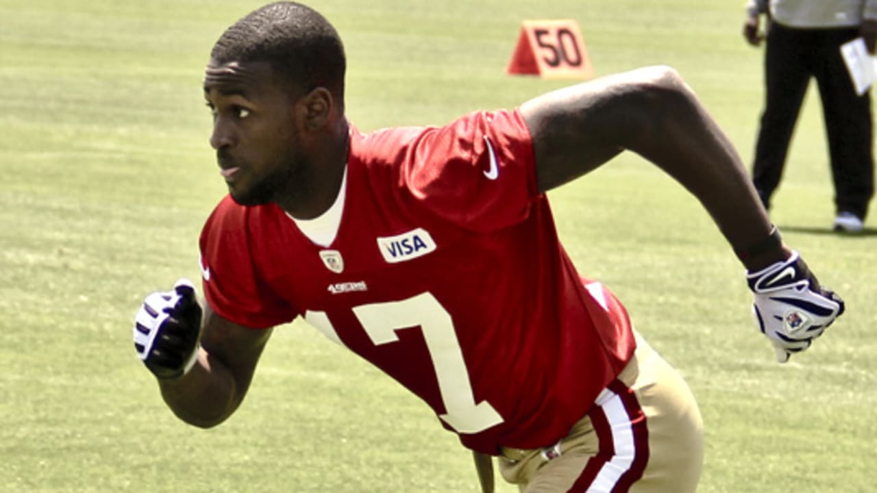 Michael Crabtree(#15) and Randy Moss(#84)  San francisco 49ers football,  Nfl 49ers, 49ers football