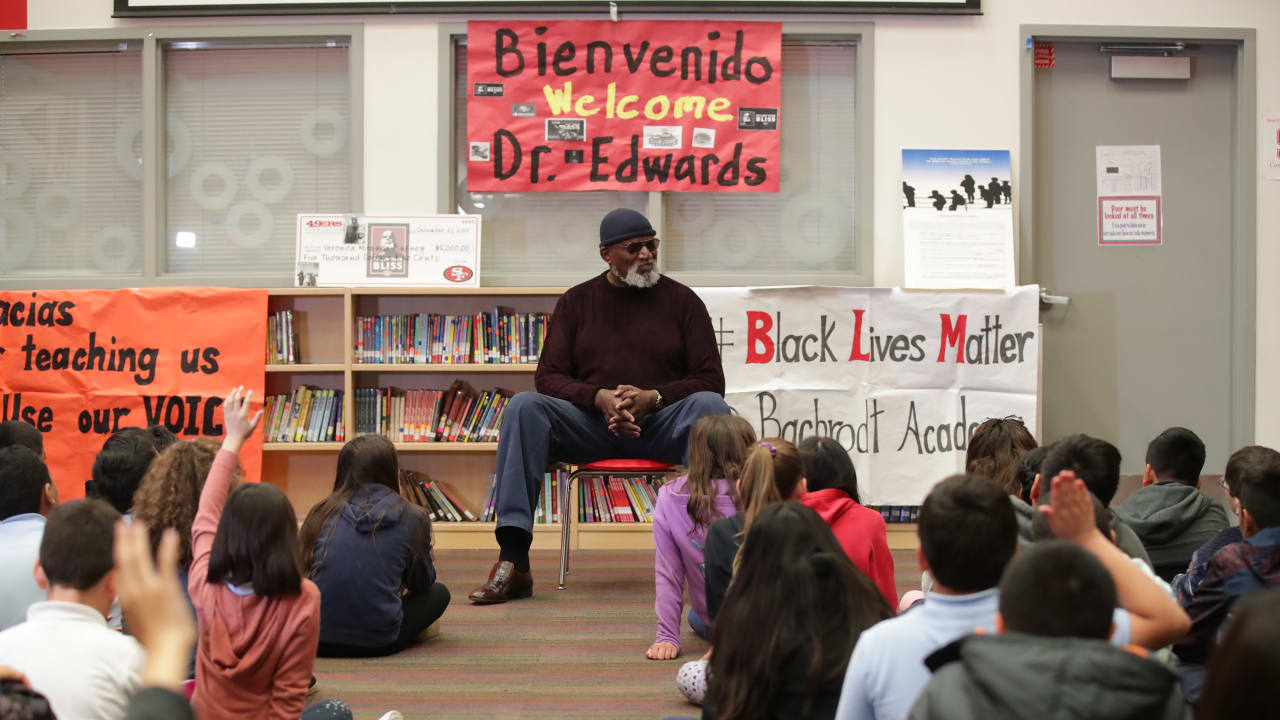 Arik Armstead Promotes Social Justice and Equity During Reading Event