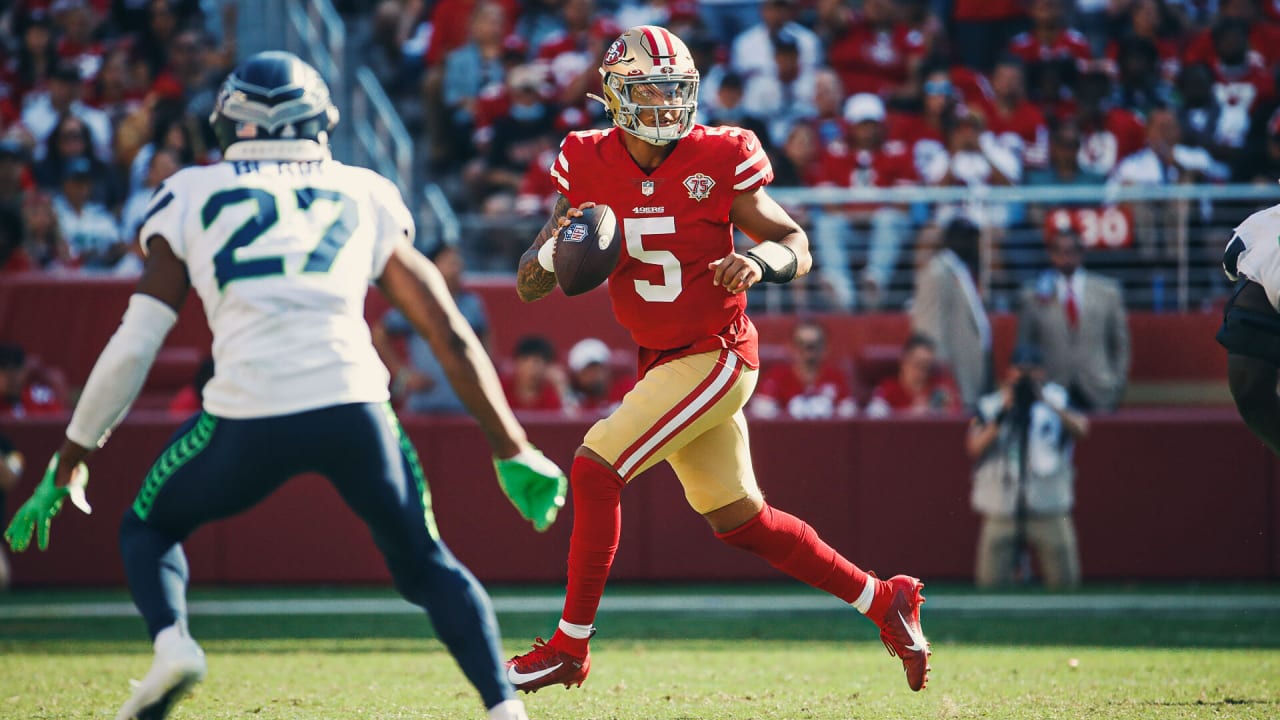 San Francisco 49ers quarterback Trey Lance (5) during an NFL football game  against the Seattle Seahawks in Santa Clara, Calif., Sunday, Sept. 18,  2022. (AP Photo/Josie Lepe Stock Photo - Alamy