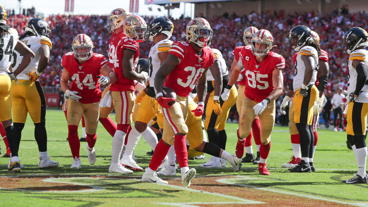 Jeff Wilson Jr. Named 49ers Yahoo Fantasy Performer of the Week