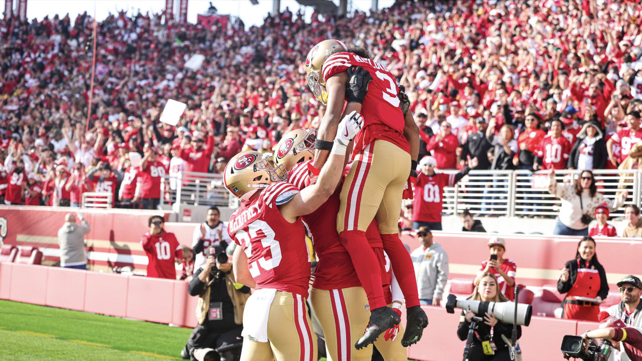 49ers vs. Vikings playoff game expected to bring spectators, extra security  and plenty of team spirit - ABC7 San Francisco