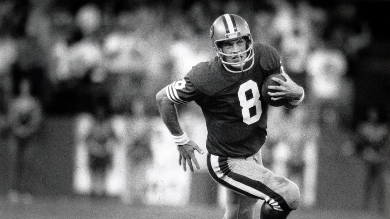 Steve young 49ers Black and White Stock Photos & Images - Alamy