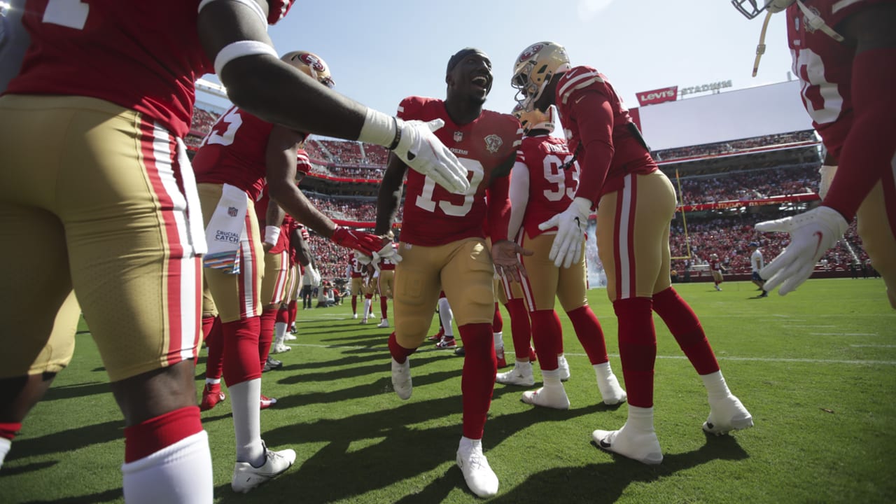 San Francisco 49ers player Alfredo Gutierrez poses for picture