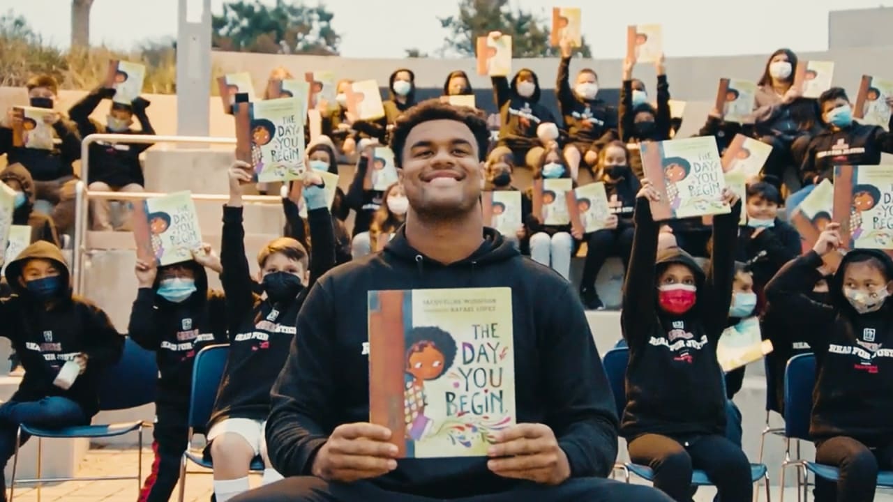 Arik Armstead Promotes Social Justice and Equity During Reading Event