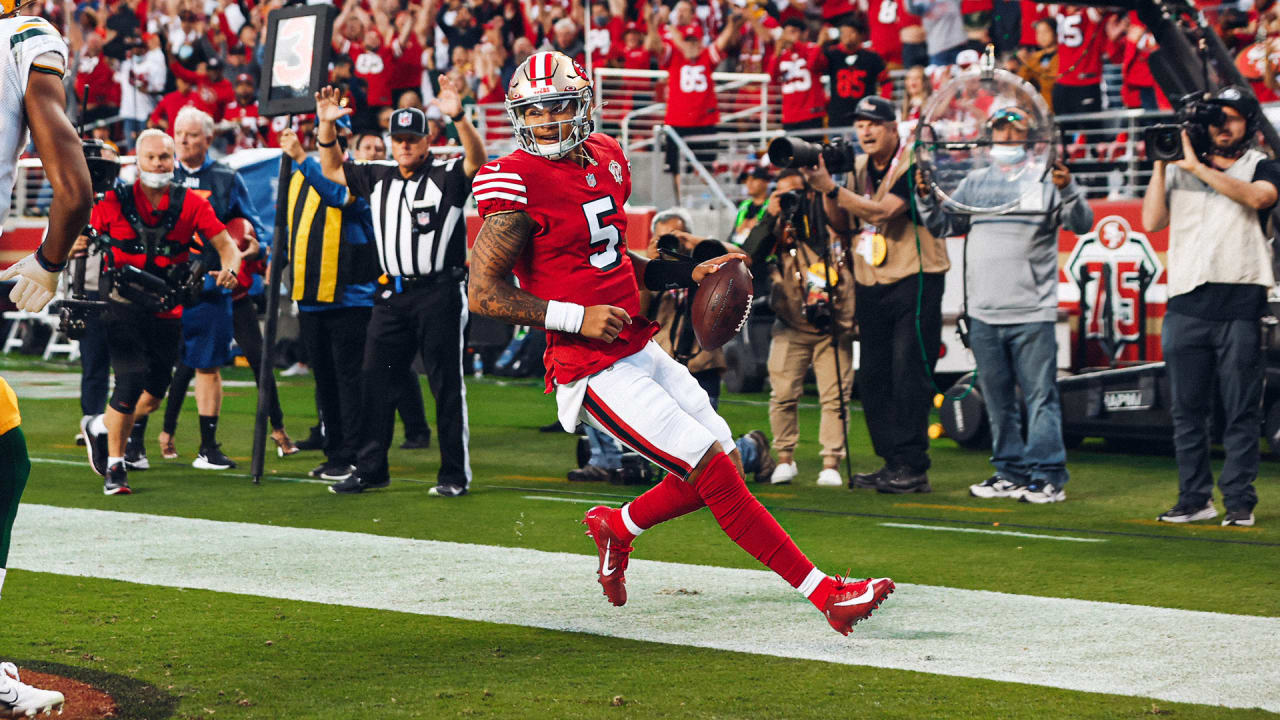 Video: 49ers' Trey Lance throws TD on first NFL pass