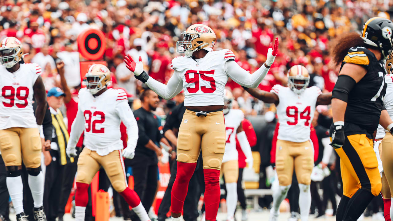 San Francisco 49ers' Drake Jackson runs a drill at the NFL team's