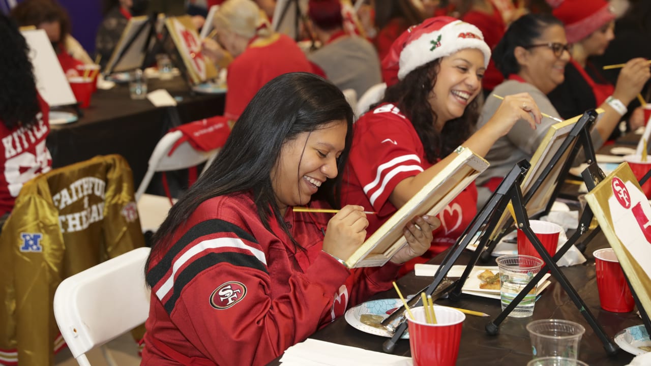 Pep rally sendoff held at San Francisco International Airport for 49ers  fans headed to NFC Championship game in Philadelphia - ABC7 San Francisco