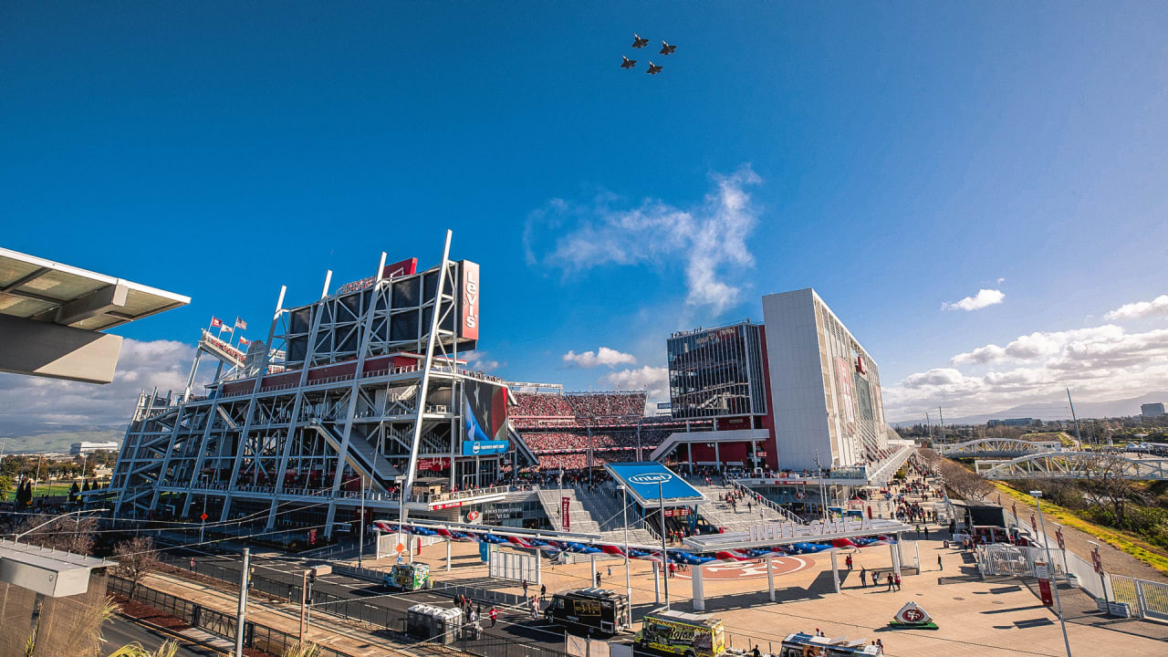 49ers firman sociedad exclusiva con Grupo Fórmula para derechos de radio en todo México