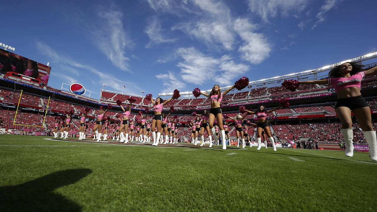 File:SF Gold Rush at 49ers training camp 2010-08-11 1.JPG - Wikimedia  Commons