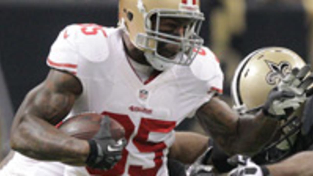 San Francisco 49ers' Vernon Davis on chemistry with Colin