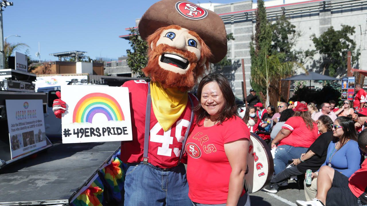 2021 49ers PRIDE Watch Party in SF