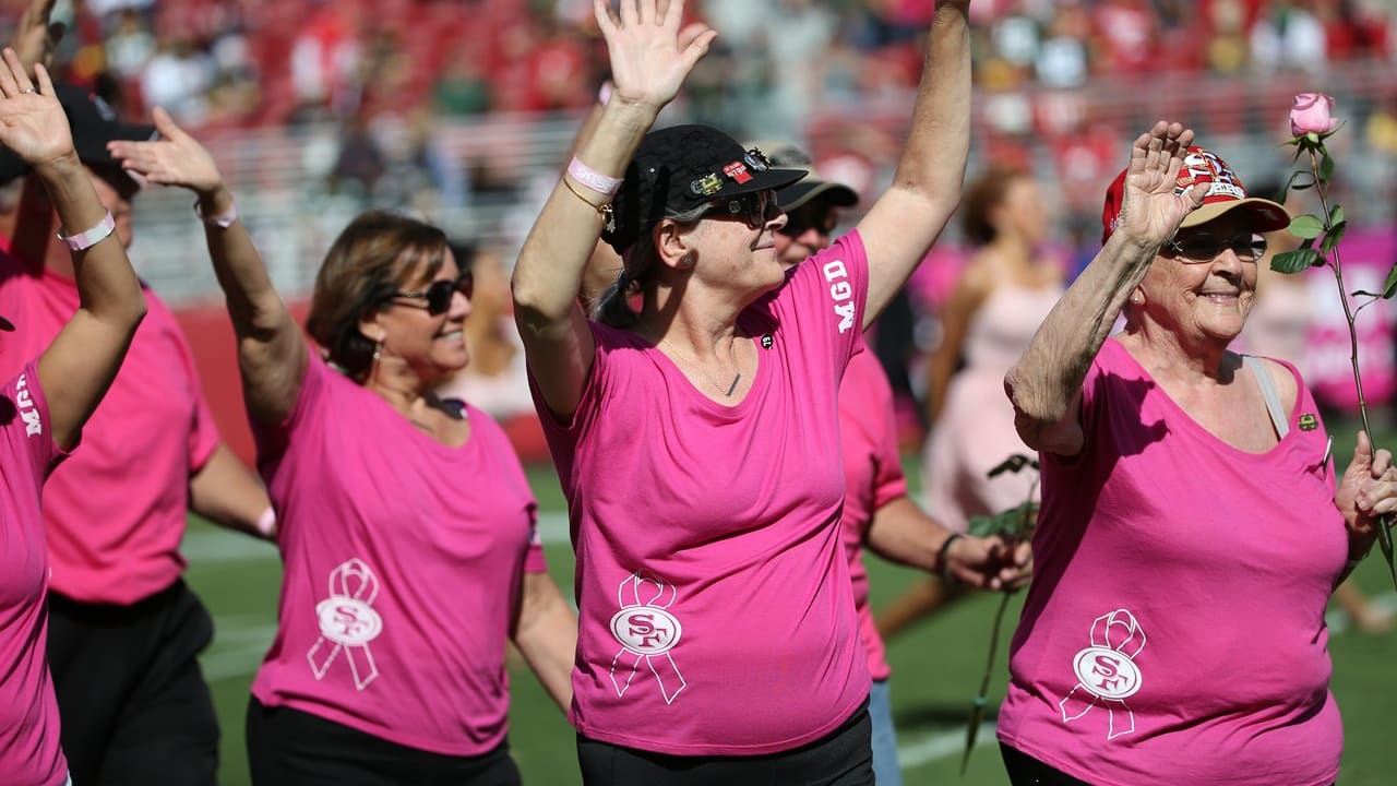 San Francisco 49ers I Wear Pink For Breast Cancer Awareness 2023 T shirt -  Limotees