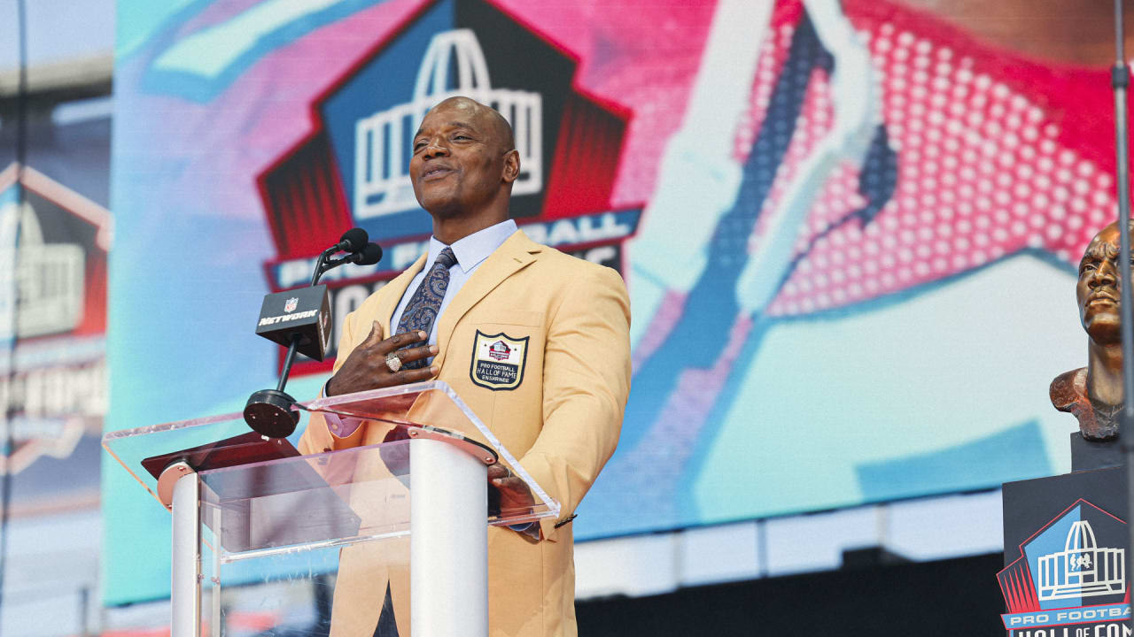 Chicago Heights native Bryant Young's long journey from Bloom High to Notre  Dame to the Pro Football Hall of Fame – The Morning Call