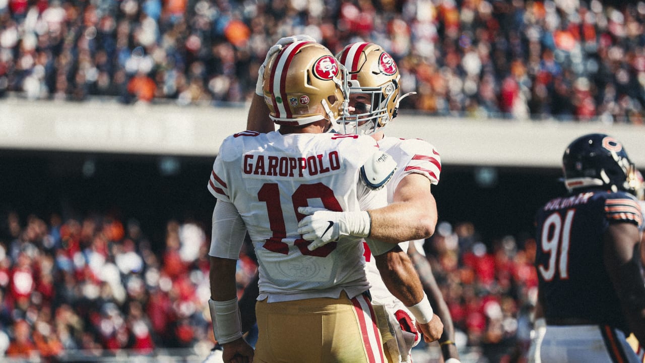 Peter Schrager Gives Jimmy G His 'GMFB' Game Ball For Week 8