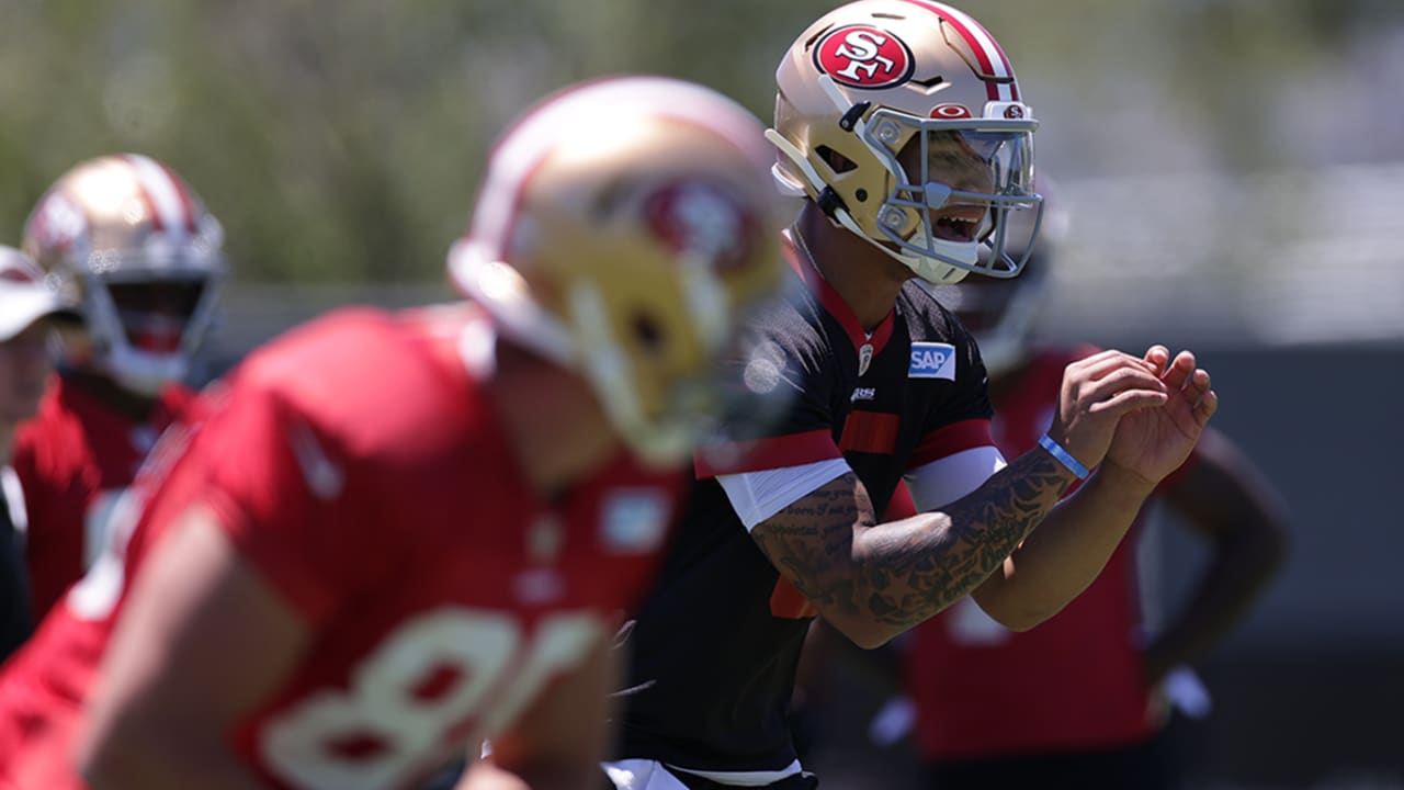 49ers' Jimmy Garoppolo encourages Trey Lance, preps for Broncos