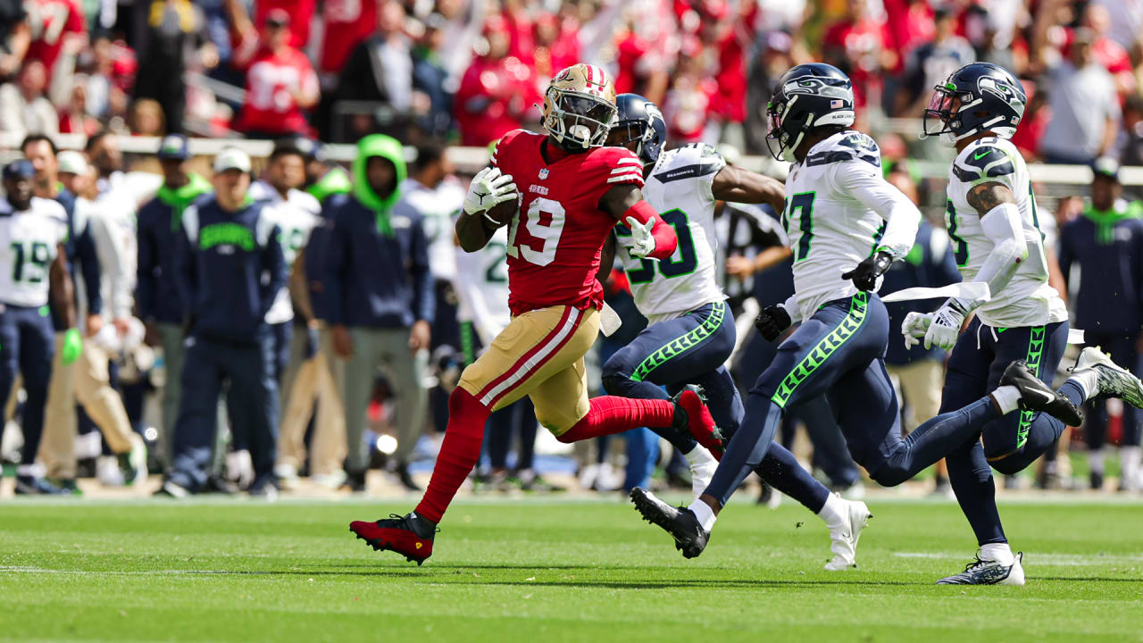 Deebo Samuel Rushes for a 51-Yard Gain vs. the Seattle Seahawks