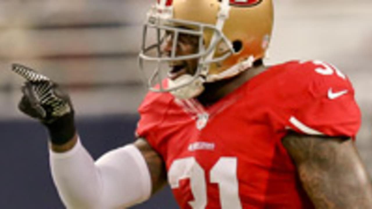 49ers' Donte Whitner ready to accept gay teammate, disappointed in