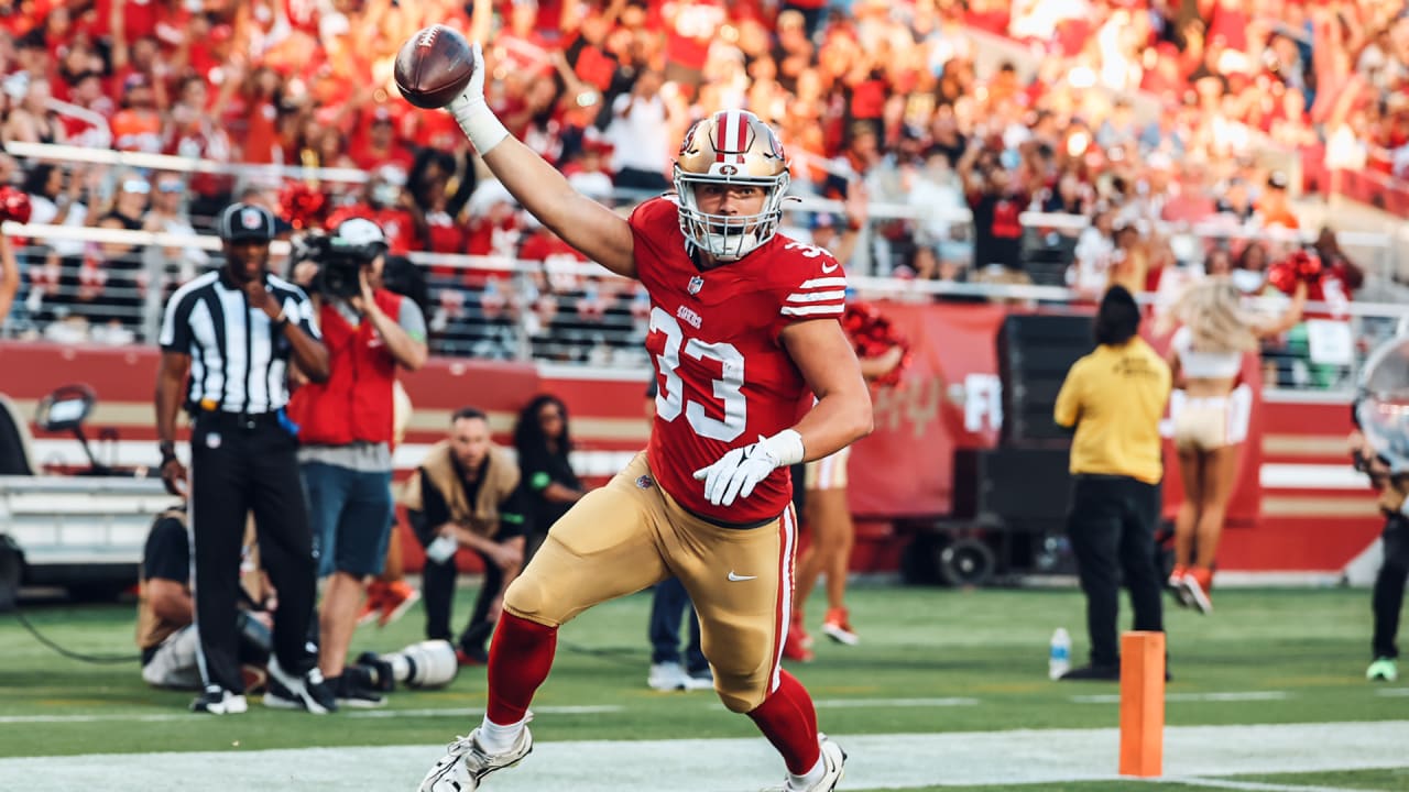 VIDEO: Cowboys Trip Over Referee on Final Play Against 49ers